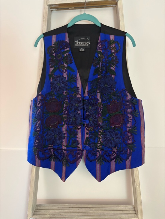 tenago Jackets & Blazers - Tenango womens large Hand-Embroidered Vest, global village, Boho Festival, 90’s